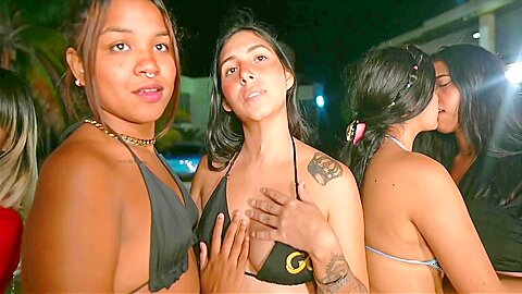 Latinas Masturbating And Sucking Each Others Toes
